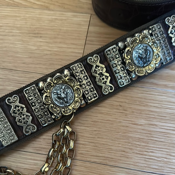 Streets Ahead Gold and Brown Ornate Belt with Chains - Picture 3 of 7
